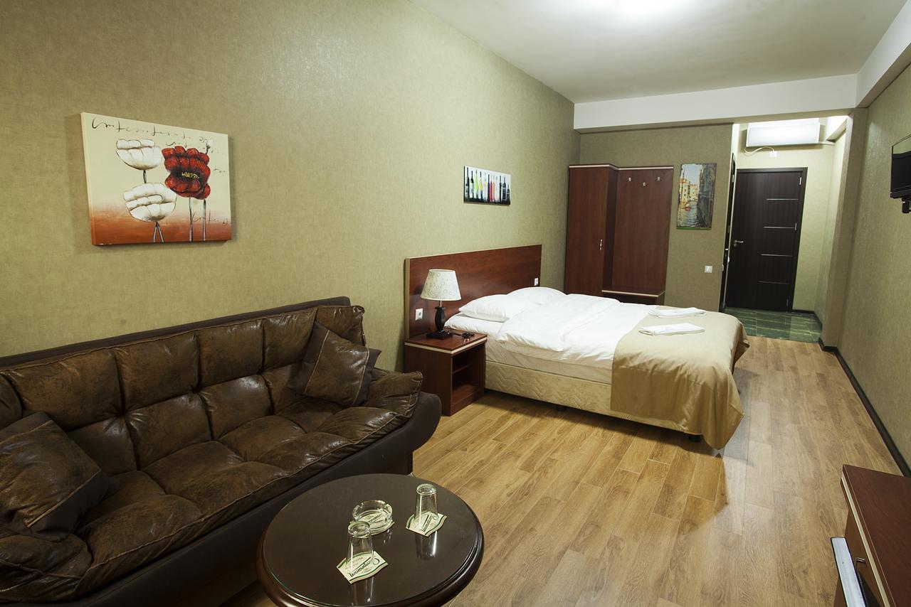 Lords Hotel Tiflis Dış mekan fotoğraf